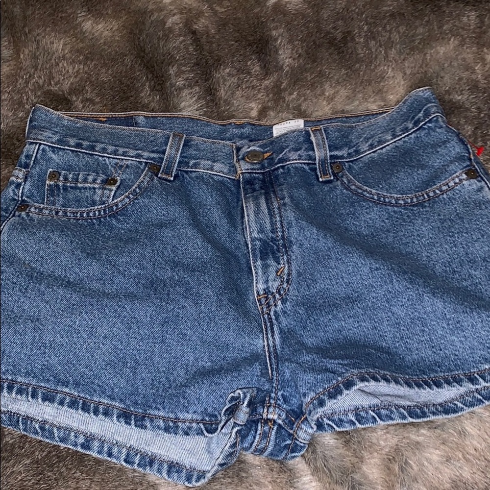Levi shorts